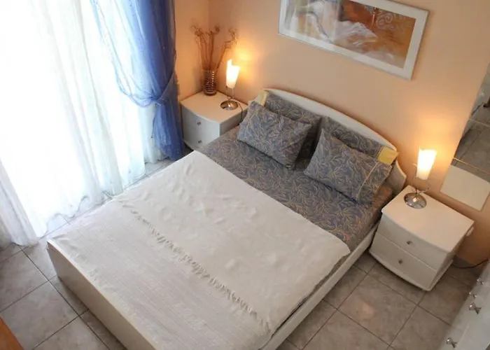 公寓 Holiday Apartment Flogita